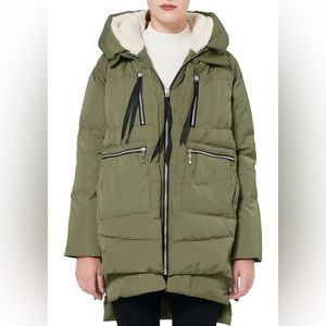 LIKE NEW Orolay Amazon Jacket M